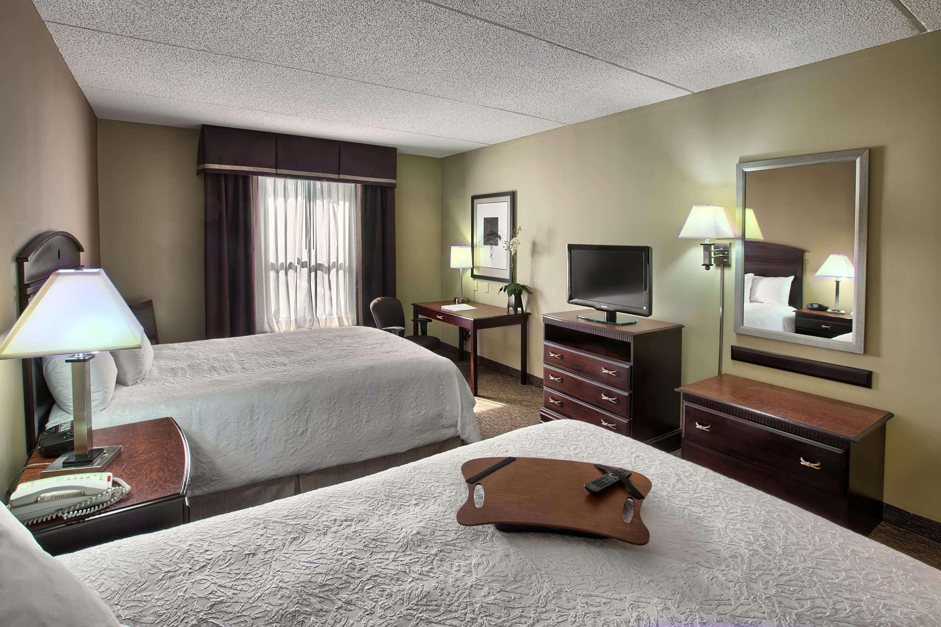 Hampton Inn & Suites Burlington Phòng bức ảnh