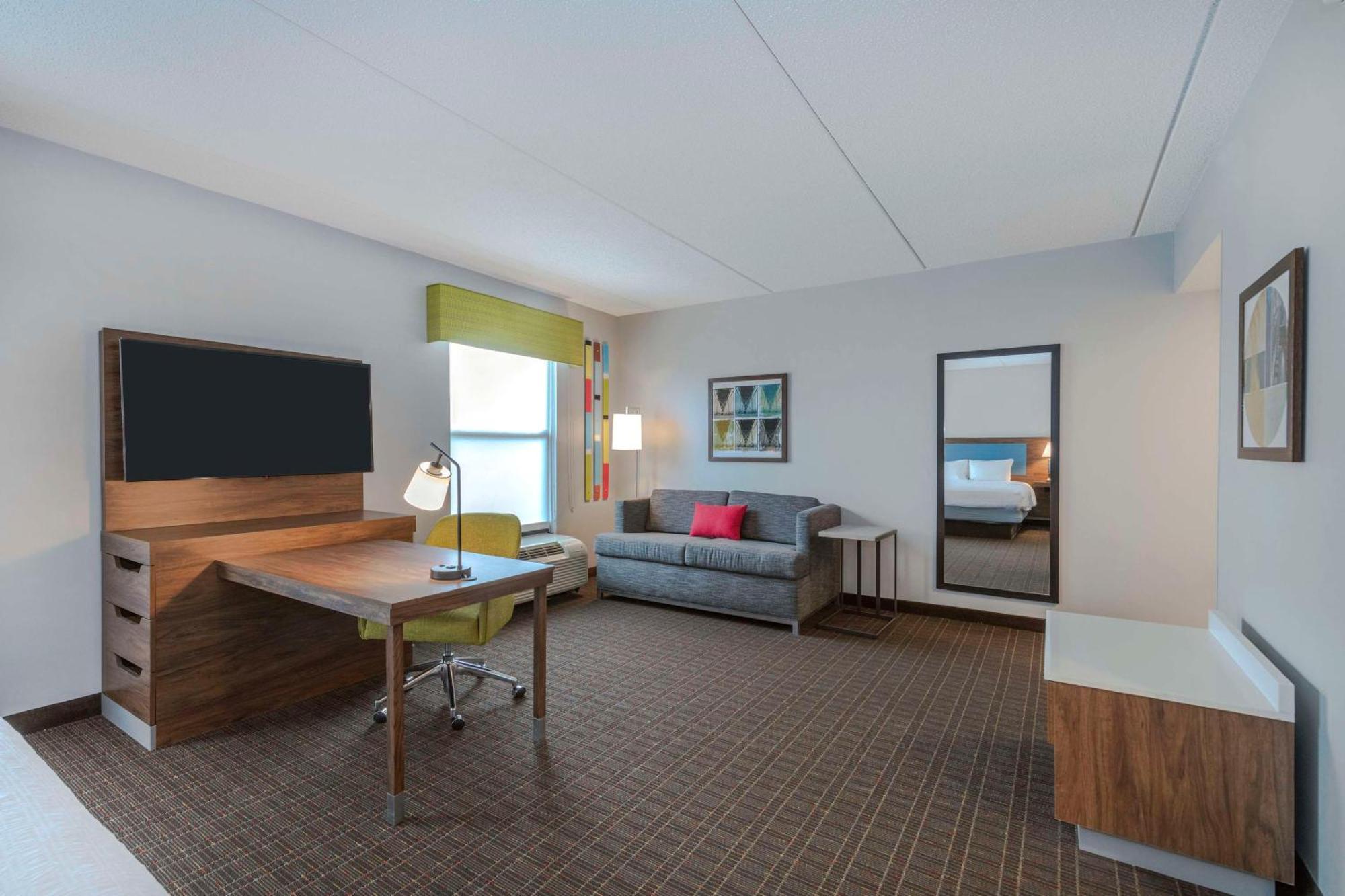 Hampton Inn & Suites Burlington Ngoại thất bức ảnh