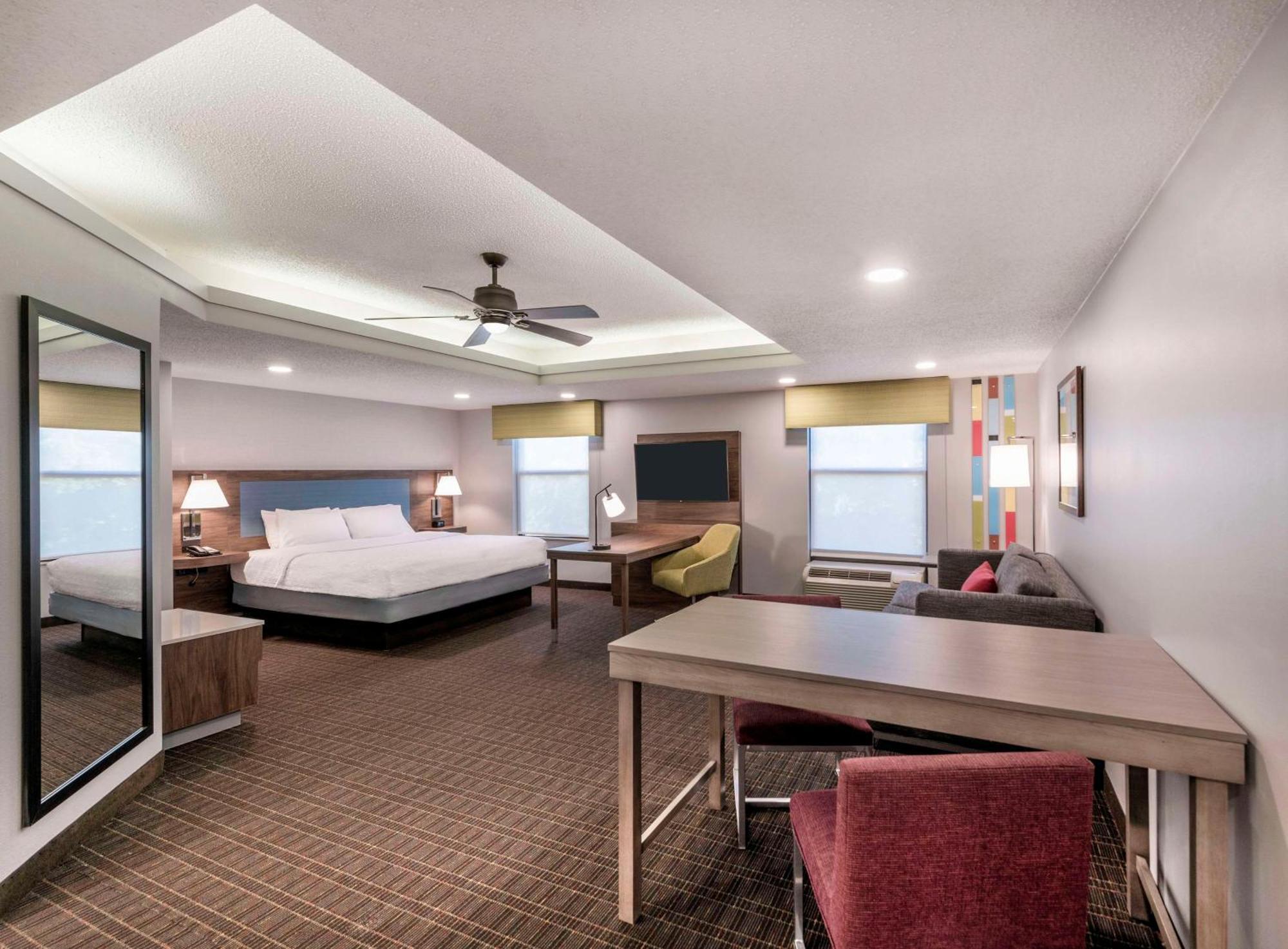 Hampton Inn & Suites Burlington Ngoại thất bức ảnh