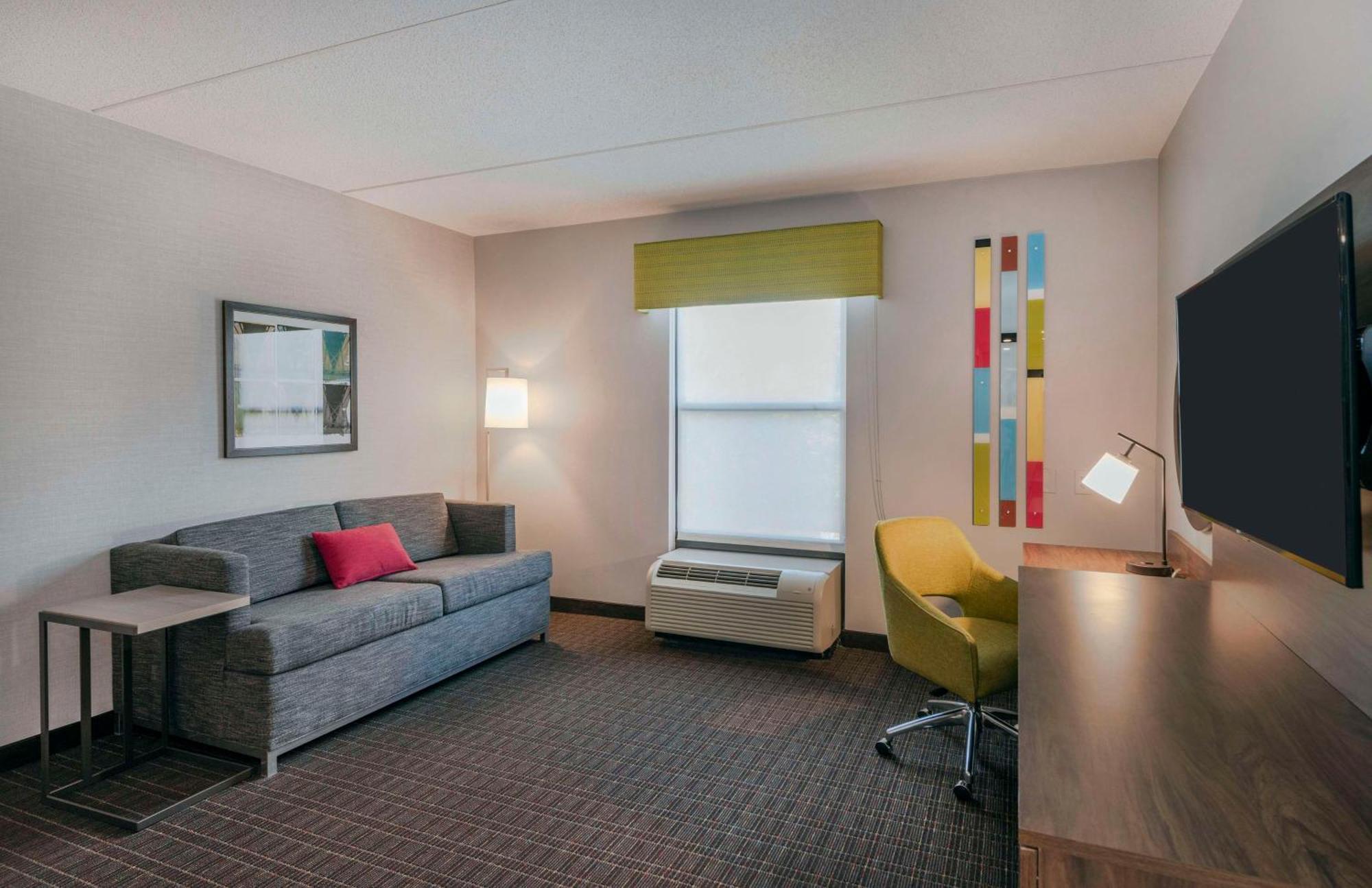 Hampton Inn & Suites Burlington Ngoại thất bức ảnh