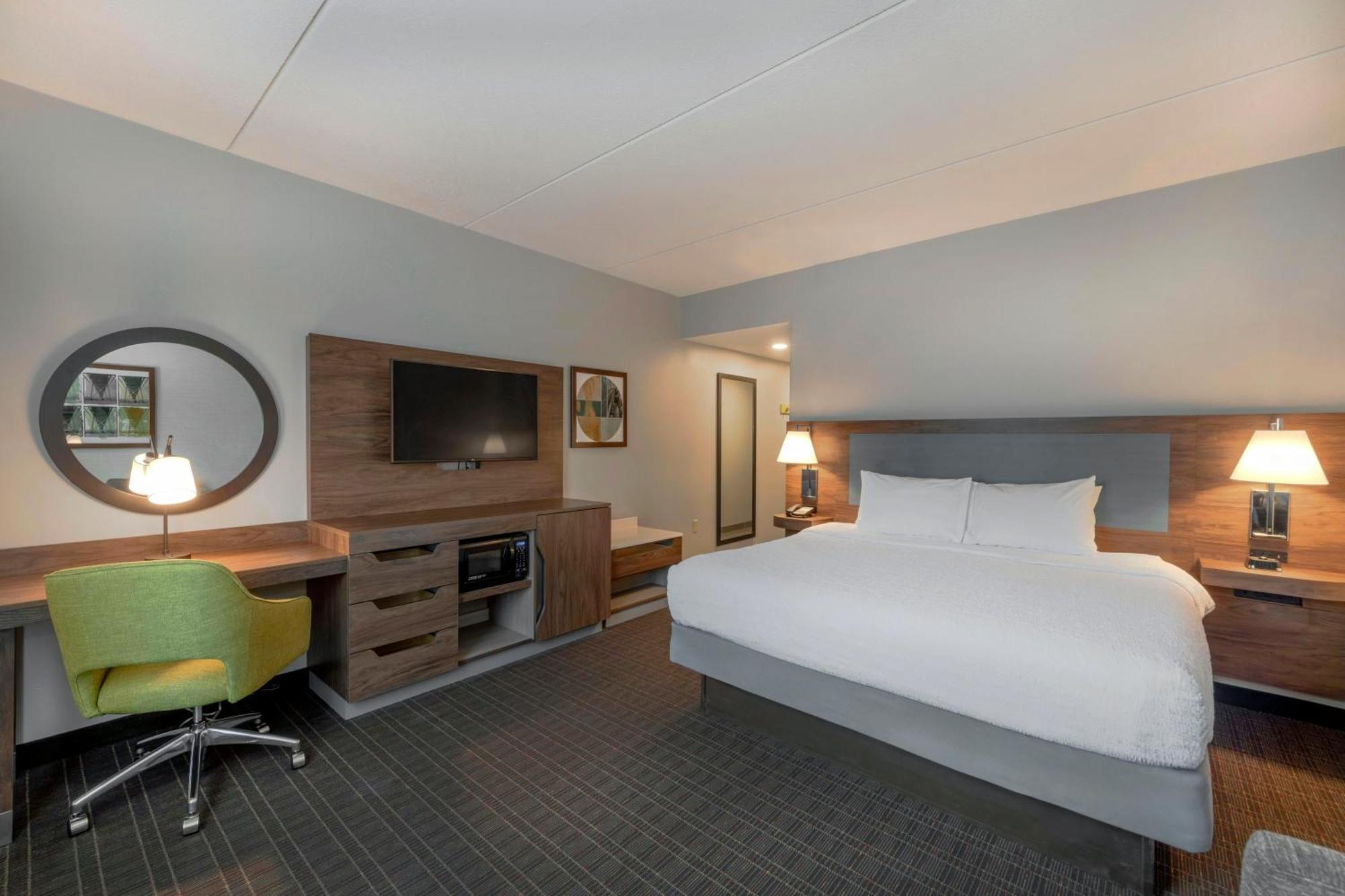 Hampton Inn & Suites Burlington Ngoại thất bức ảnh