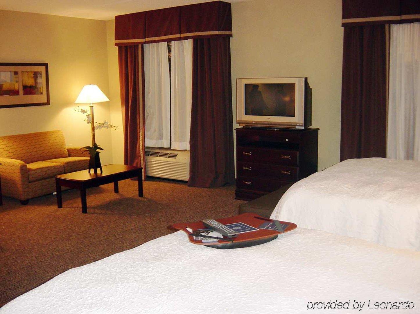 Hampton Inn & Suites Burlington Phòng bức ảnh